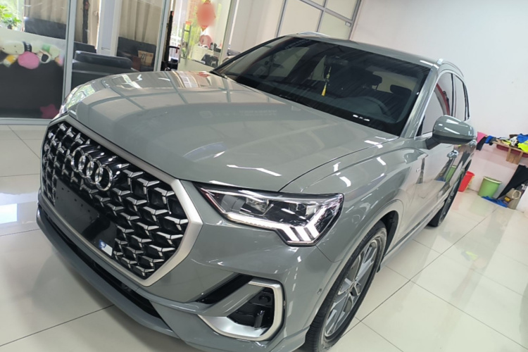 Audi Q3 2024 #2 Audi Q3 2024 car image #2