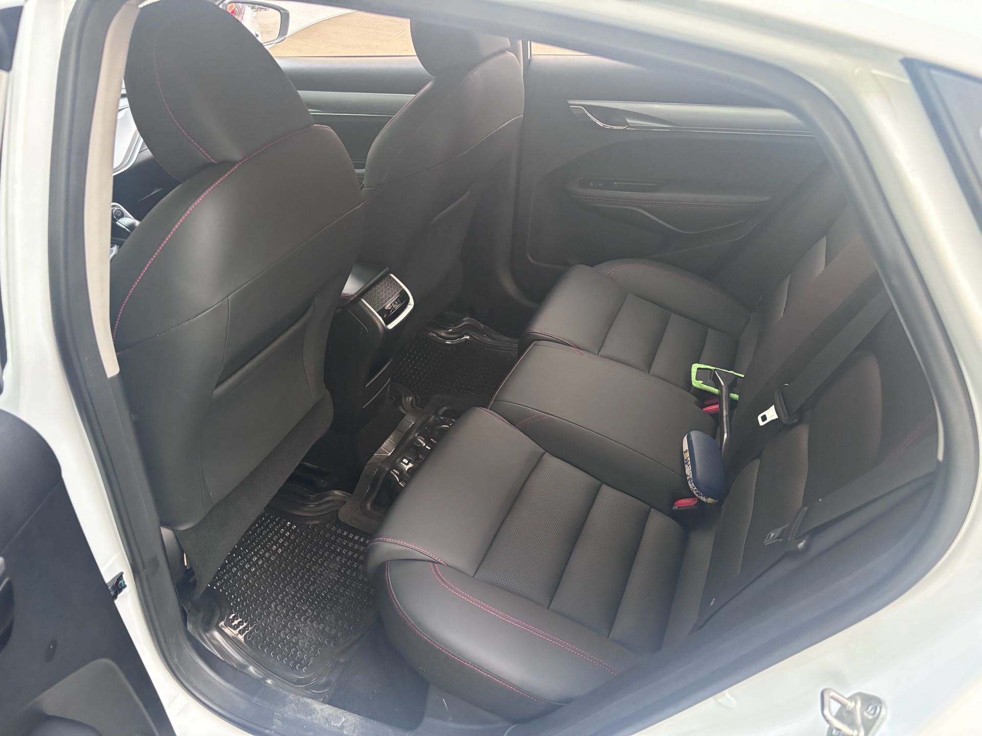 GEELY Binray 2020 immagine di auto #6