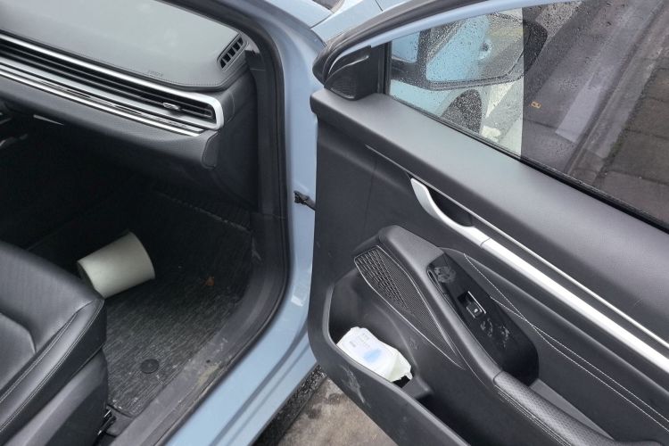 GEELY Emgrand 2023 car image #25