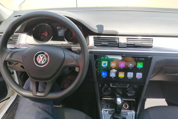 Volkswagen Bora 2021 car image #10