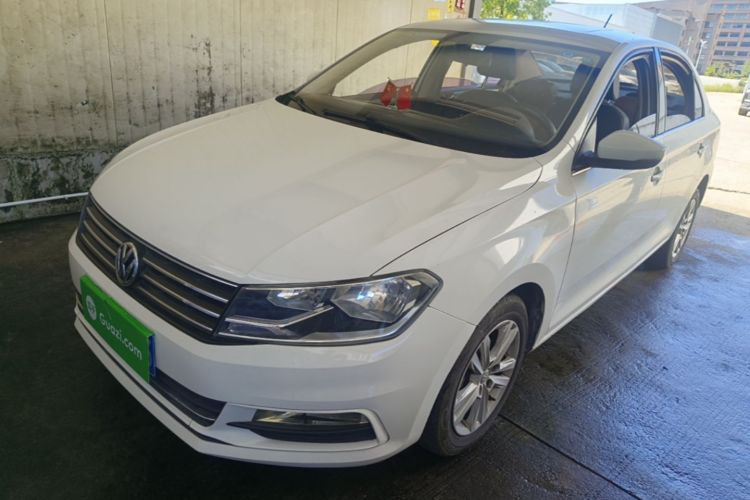 Volkswagen Santana 2017 car image #2