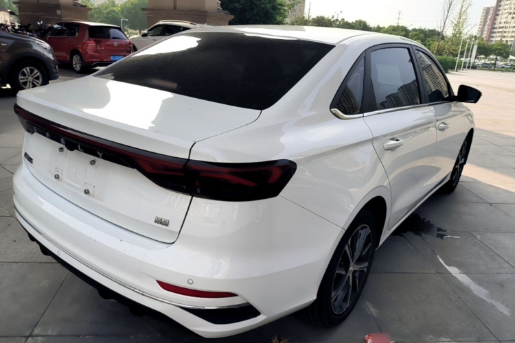 GEELY Emgrand 2024 car image #7