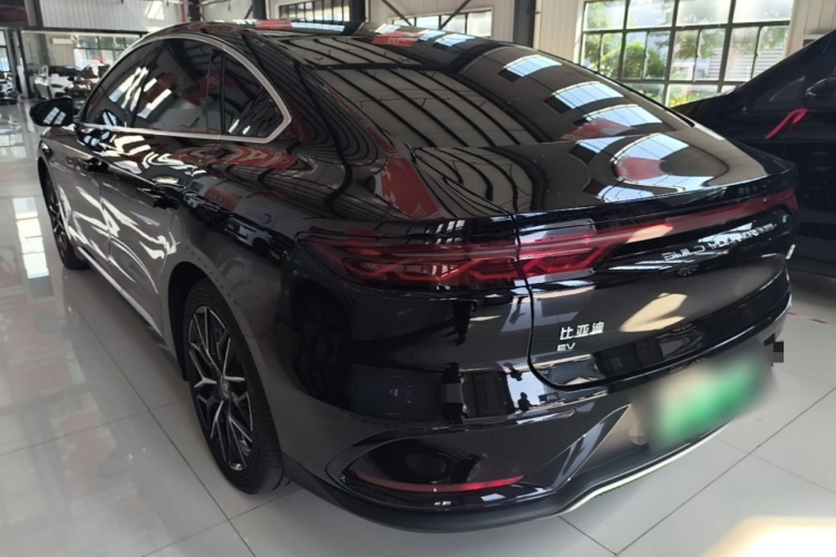 BYD Han 2024 car image #5