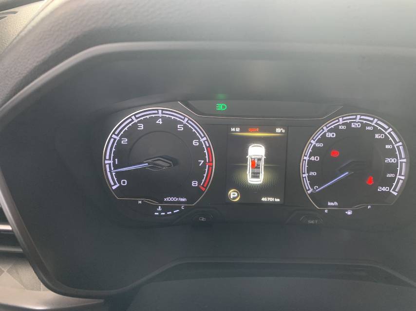 GEELY Vision X6 2021 car image #8