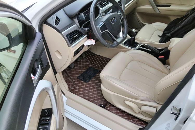 GEELY Emgrand 2018 #16 GEELY Emgrand 2018 car image #16