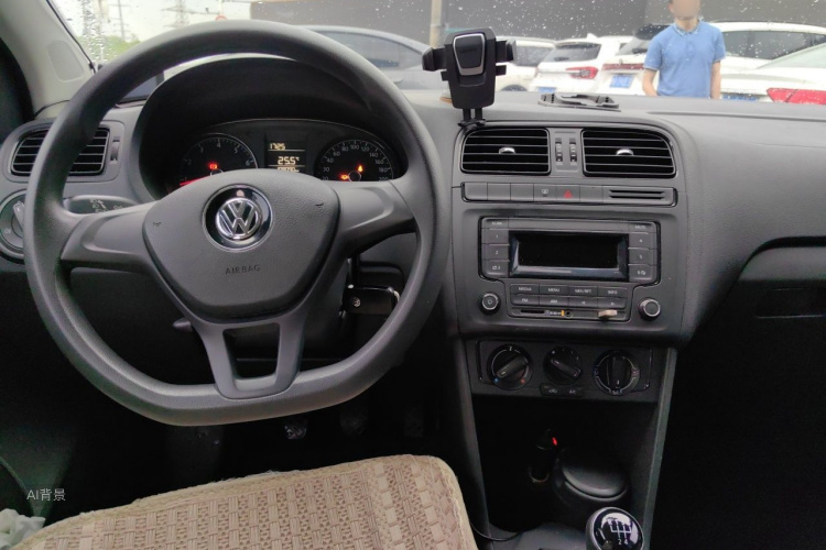 Volkswagen Polo 2014 car image #11