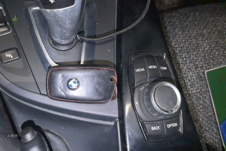 BMW 3 Series 2018 صورة سيارة #10