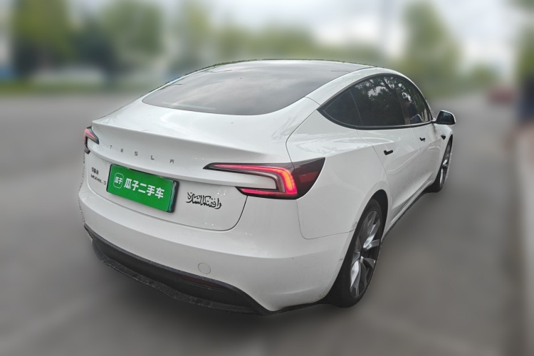 Tesla Model 3 2024 #5 Tesla Model 3 2024 car image #5