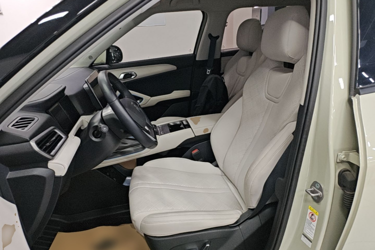 BYD YuanUP 2024 car image #15