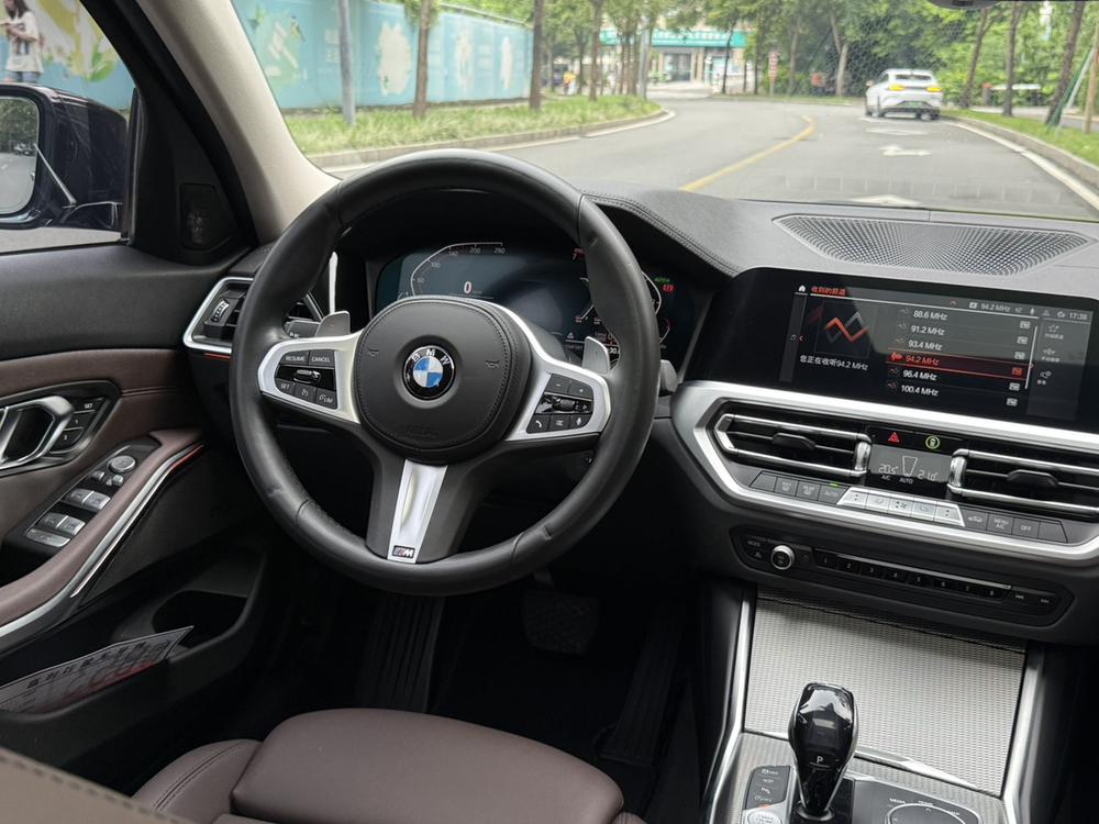 BMW 3 Series 2020 #8 BMW 3 Series 2020 car image #8