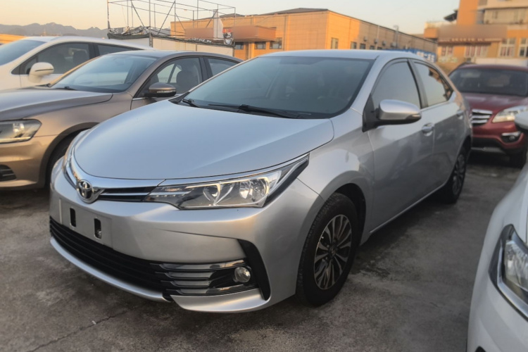 Toyota Corolla 2018 #2 Toyota Corolla 2018 car image #2