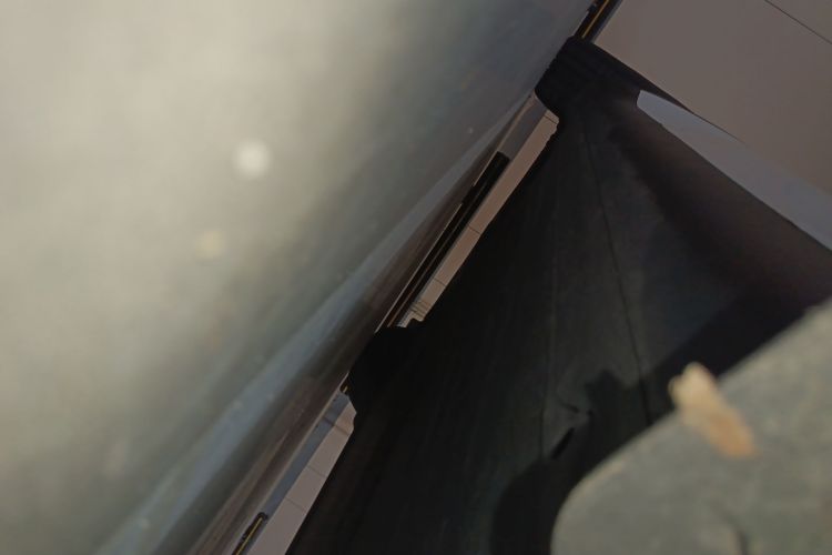 Tesla Model Y 2023 car image #24