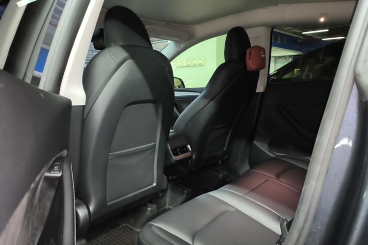 Tesla Model Y 2024 #17 Tesla Model Y 2024 car image #17