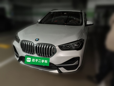 BMW X1 2020 BMW X1 2020 car image