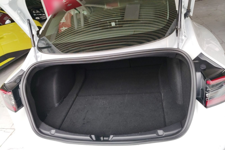 Tesla Model 3 2020 #19 Tesla Model 3 2020 car image #19