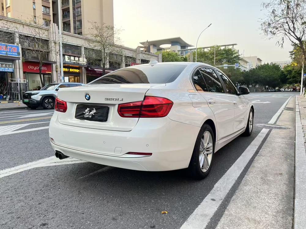 BMW 3 Series 2017 #6 BMW 3 Series 2017 car image #6