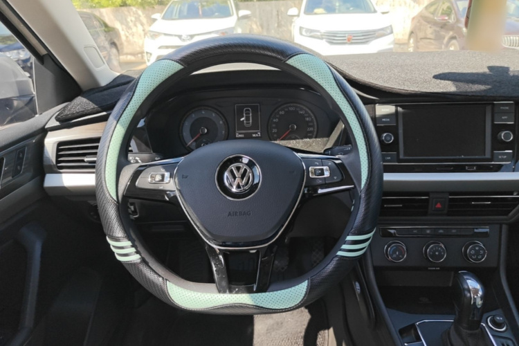 Volkswagen Lavida 2020 #11 Volkswagen Lavida 2020 car image #11