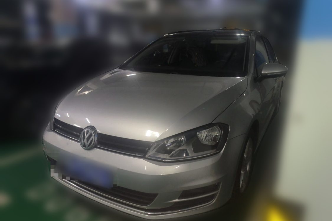 Volkswagen Golf 2014 car image 