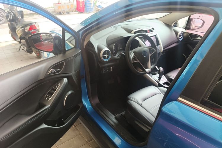 BYD Yuan New Energy 2018 #18 BYD Yuan New Energy 2018 car image #18
