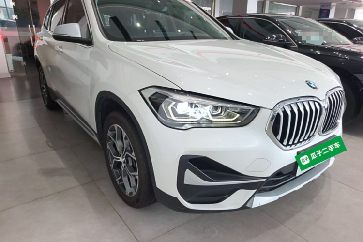 BMW X1 2022 #4 BMW X1 2022 car image #4