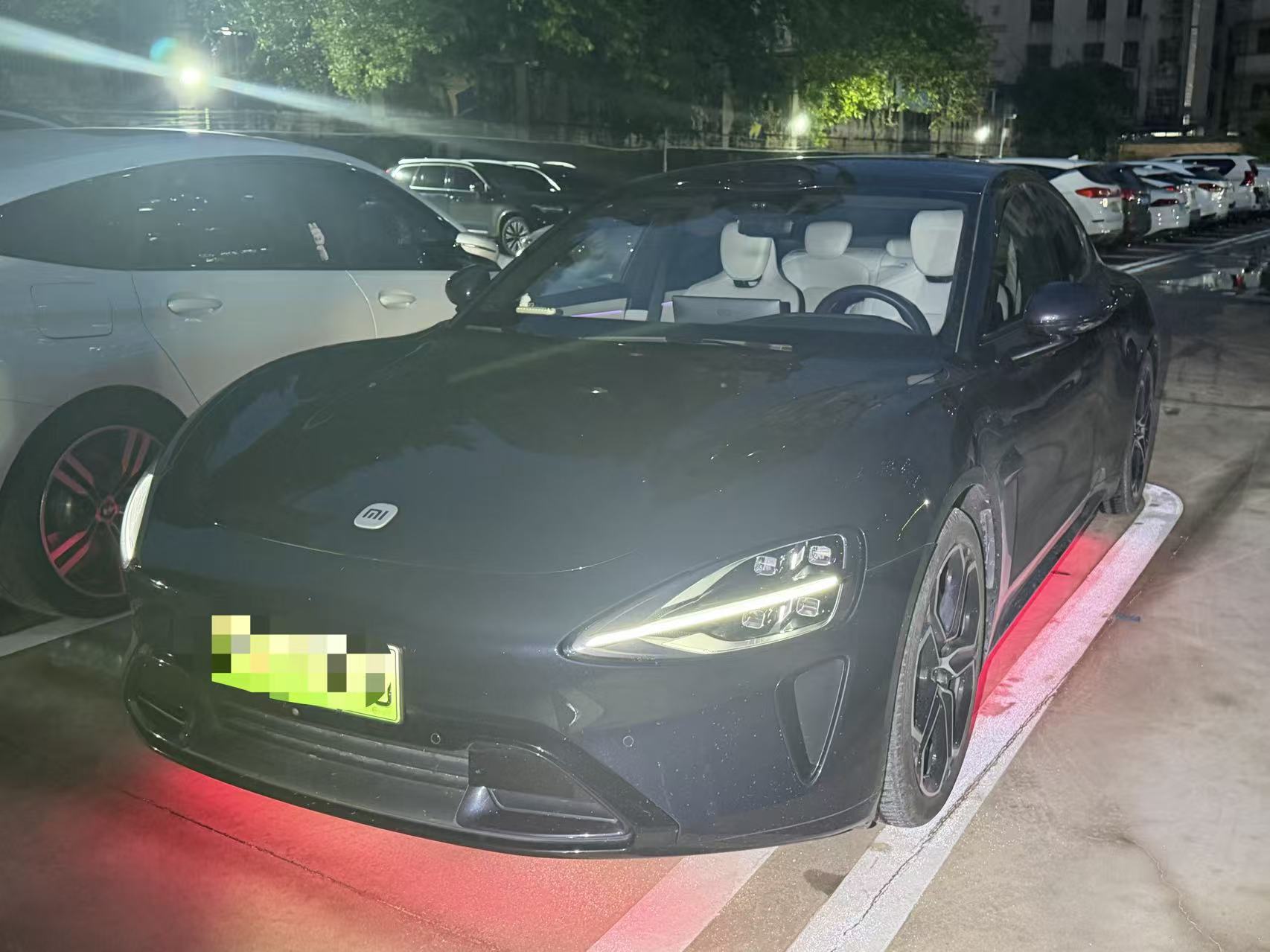 MI SU7 2024 car image 