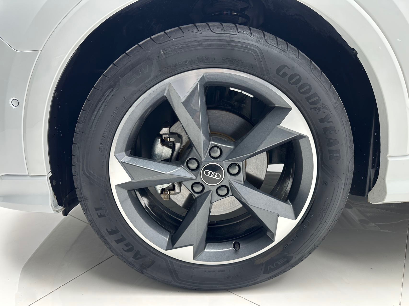 2022 #15 2022 imagem de carro #15