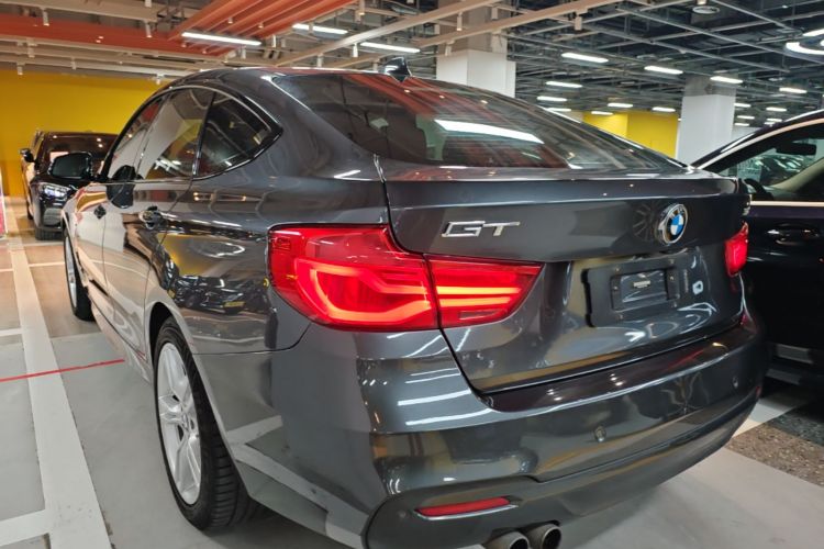 BMW 3 Series GT 2019 #5 BMW 3 Series GT 2019 car image #5