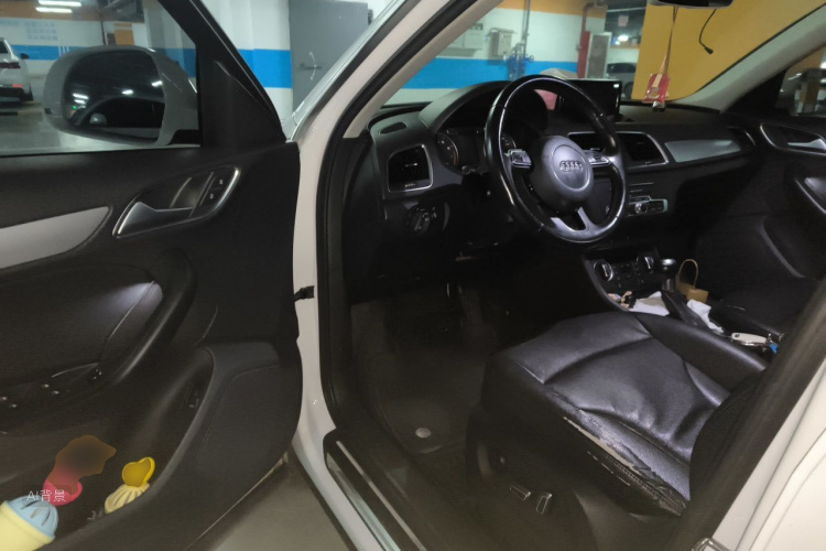 Audi Q3 2016 #18 Audi Q3 2016 car image #18