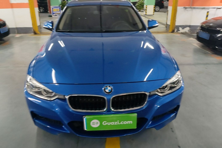 BMW 3 Series 2019 car image #3