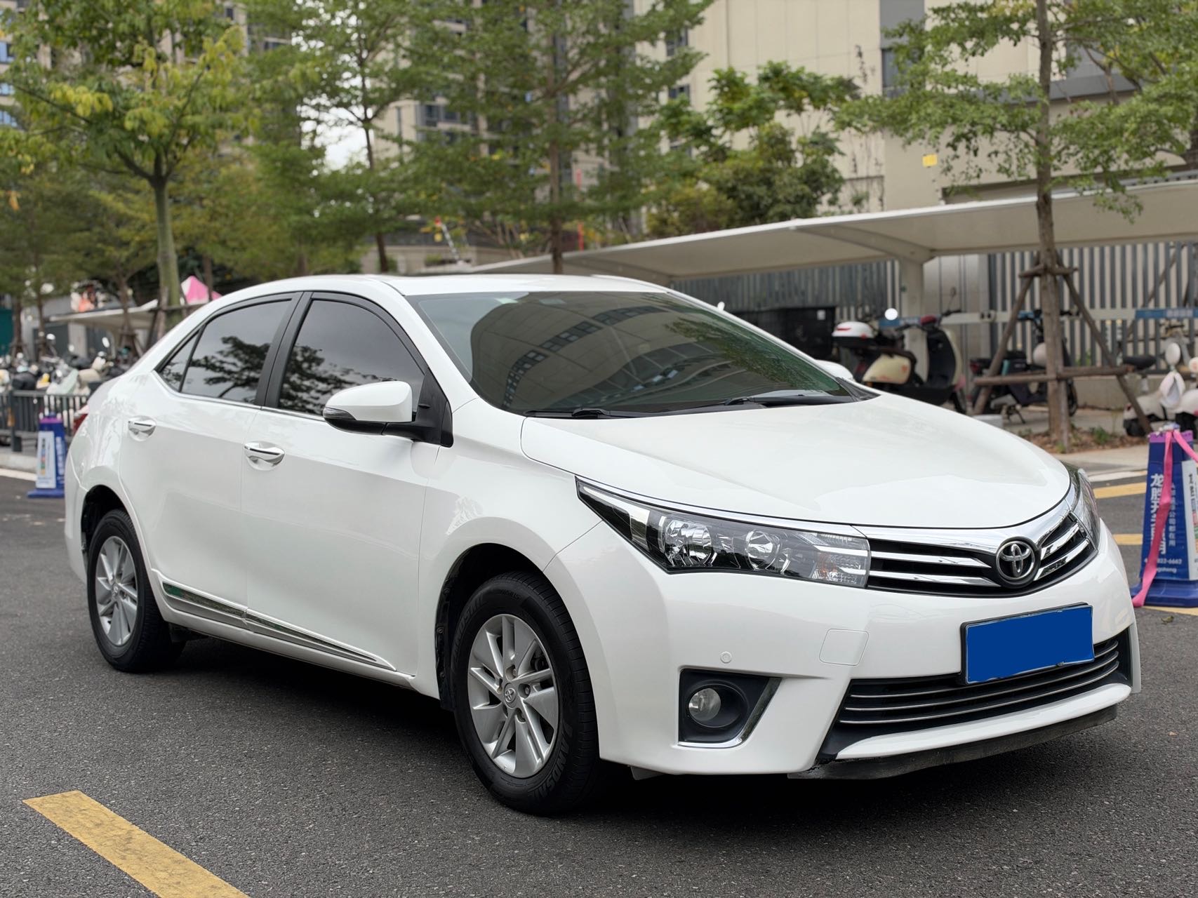 Toyota Corolla 2016 immagine di auto #3
