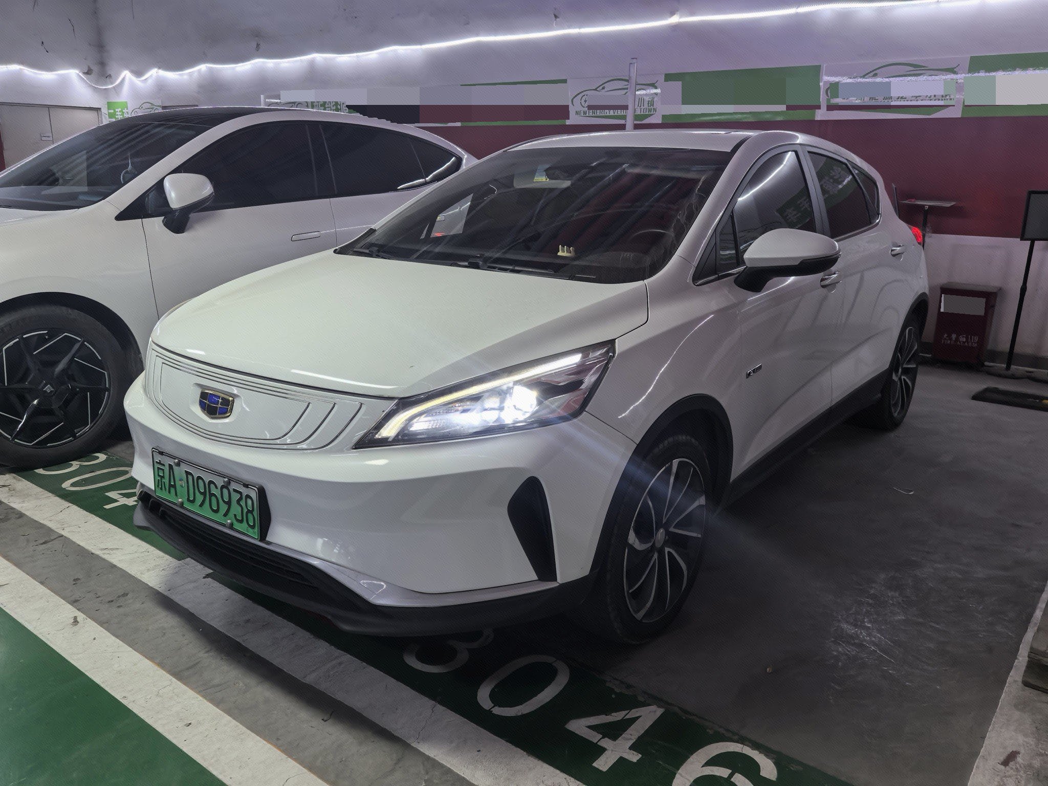 2018 2018 car image