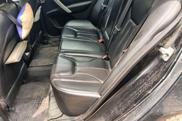 GEELY Emgrand 2016 car image #19