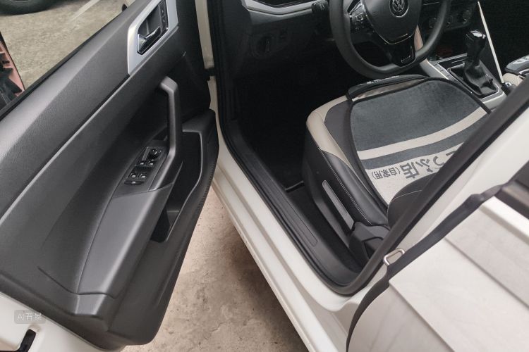Volkswagen Polo 2019 #18 Volkswagen Polo 2019 car image #18