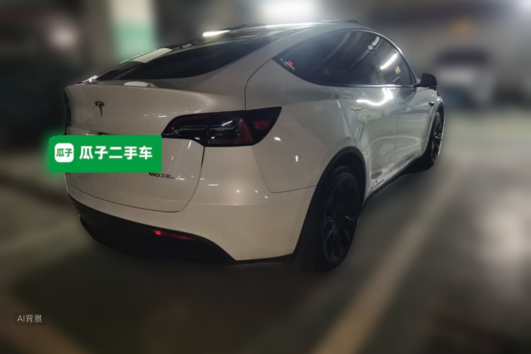 Tesla Model Y 2024 #7 Tesla Model Y 2024 car image #7