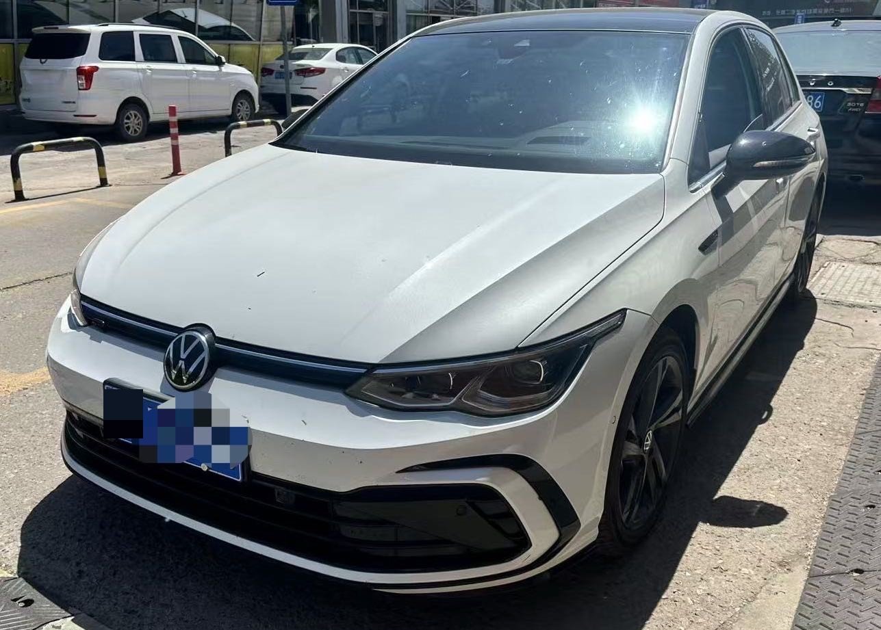 Volkswagen Golf 2021 car image 