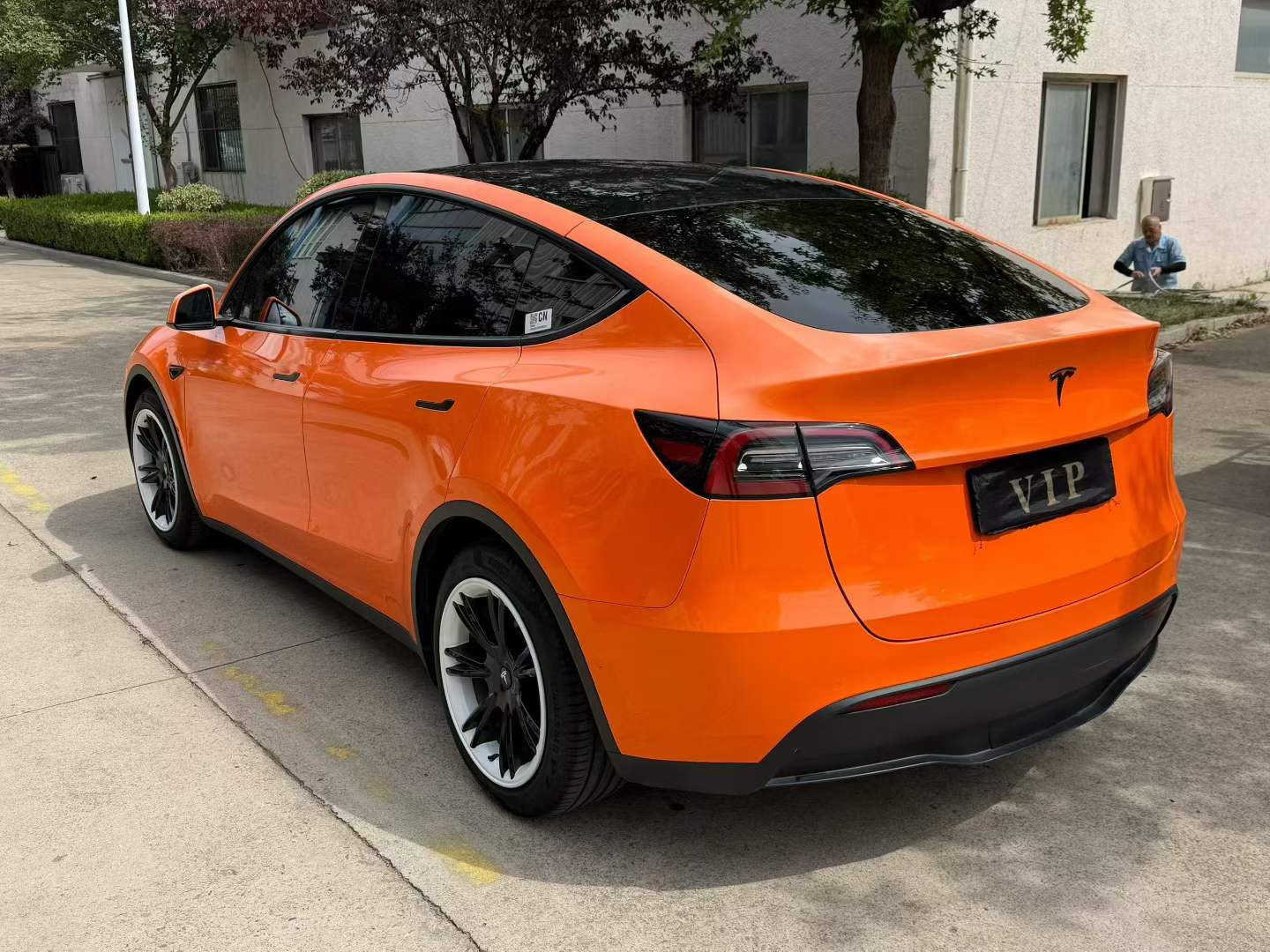 Tesla Model Y 2022 immagine di auto #10