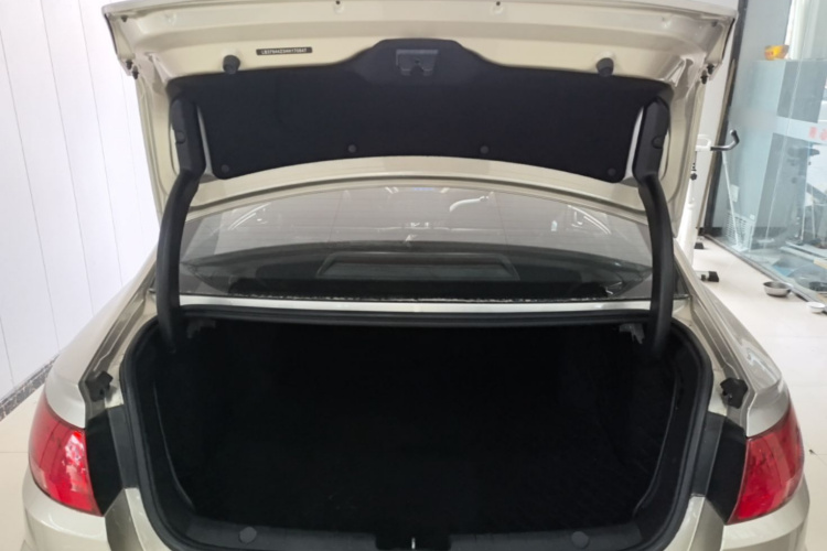 GEELY Emgrand GL 2017 #19 GEELY Emgrand GL 2017 imagen de coche #19
