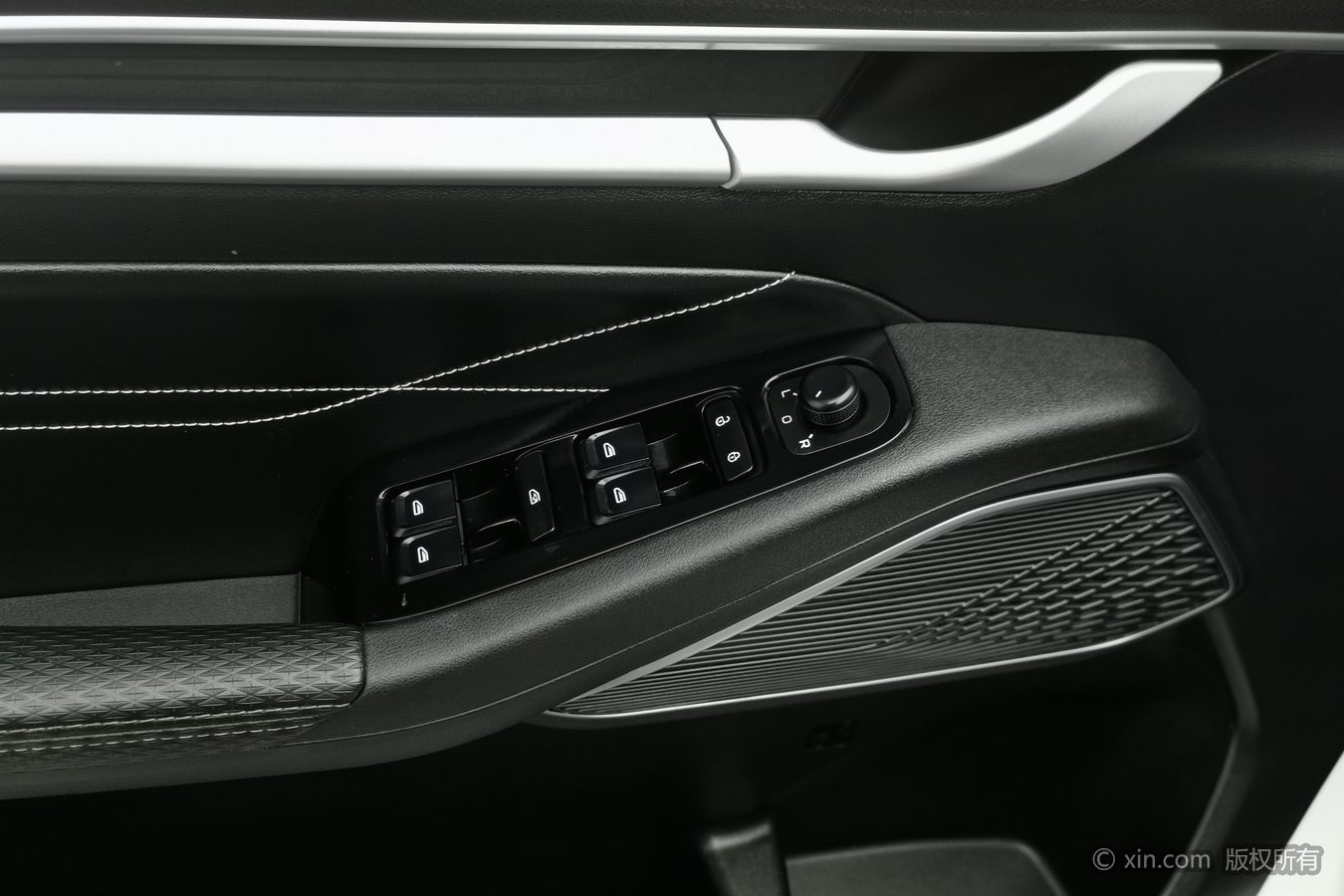 GEELY Emgrand 2024 car image #9