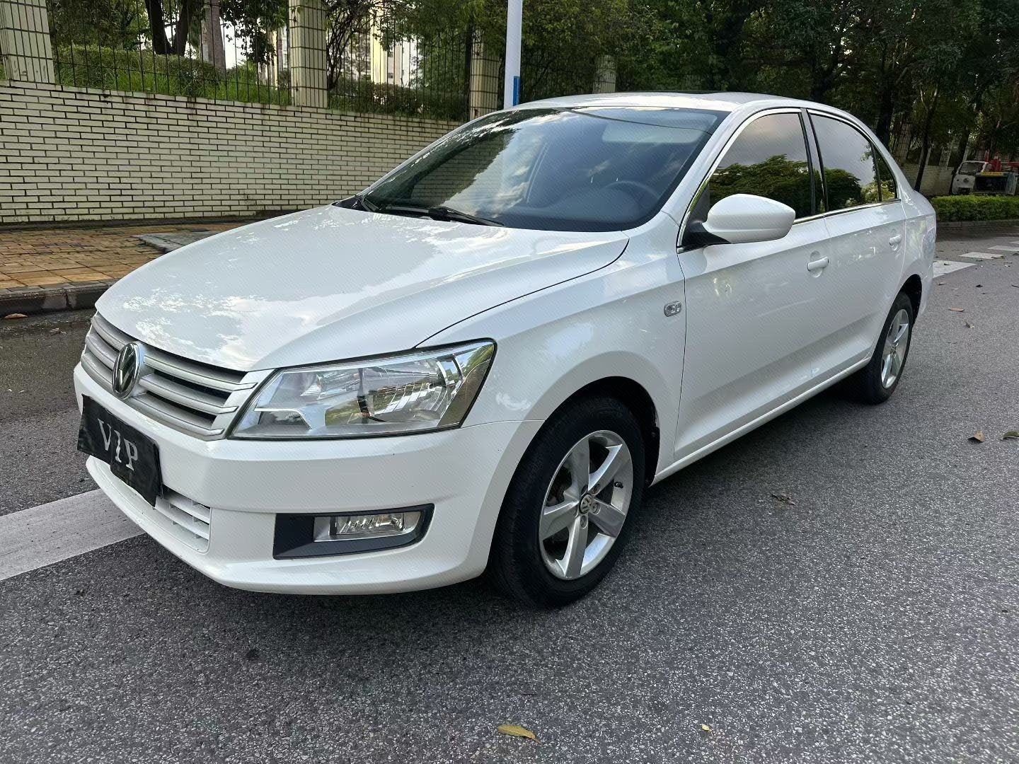 Volkswagen Santana 2014 Volkswagen Santana 2014 صورة سيارة