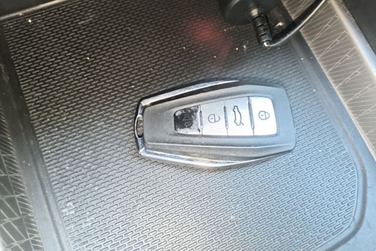GEELY Emgrand 2024 #9 GEELY Emgrand 2024 car image #9