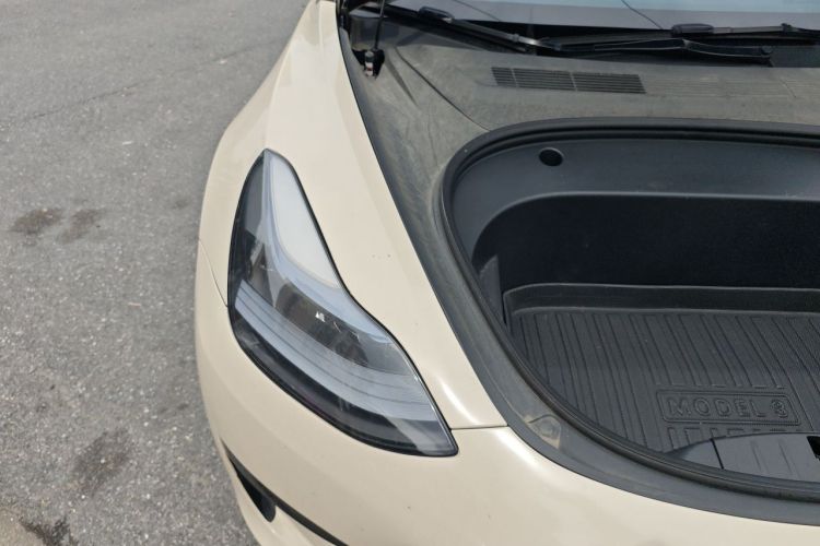 Tesla Model 3 2023 immagine di auto #24
