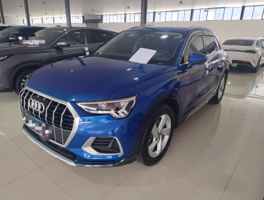 Audi Q3 2019 car image 