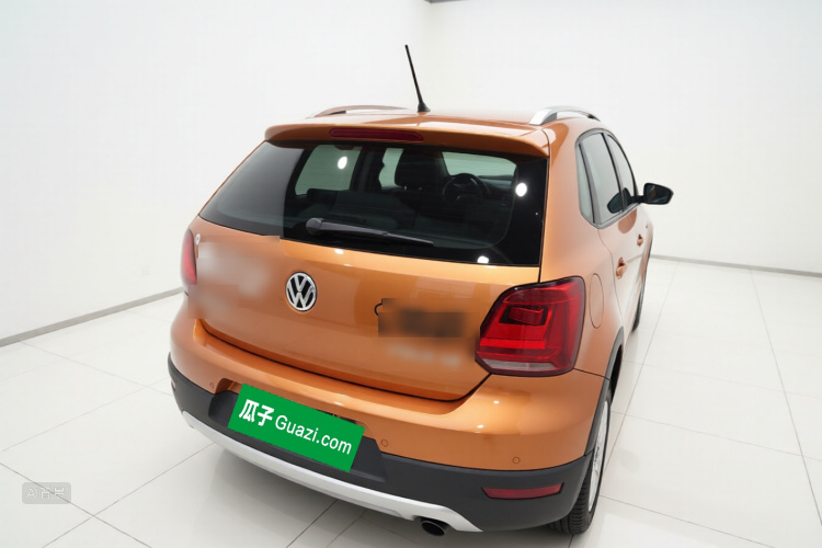 Volkswagen Polo 2015 car image #6