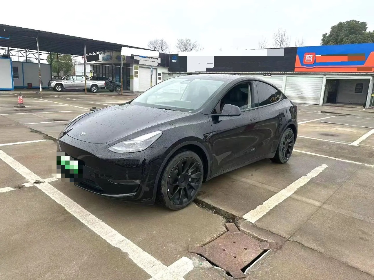 Tesla Model Y 2023 Tesla Model Y 2023 car image