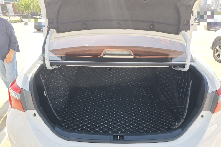 Toyota Corolla 2018 #17 Toyota Corolla 2018 car image #17