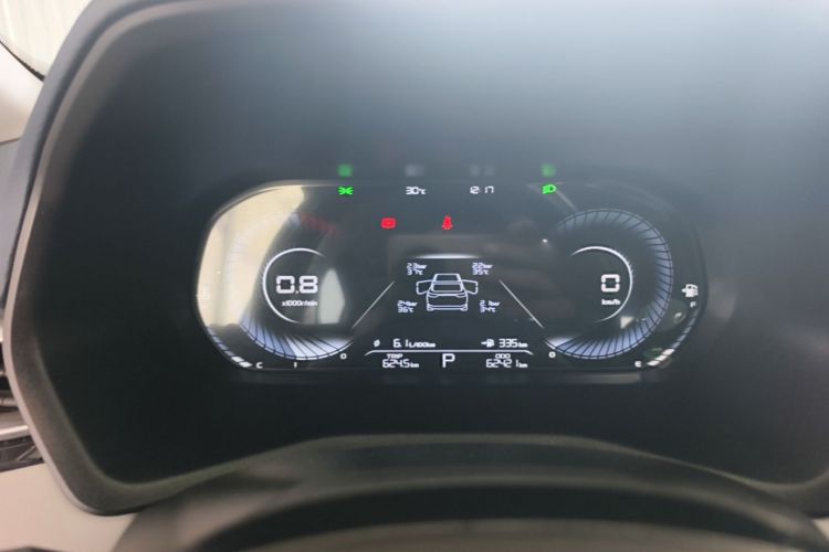 GEELY Emgrand 2021 car image #12