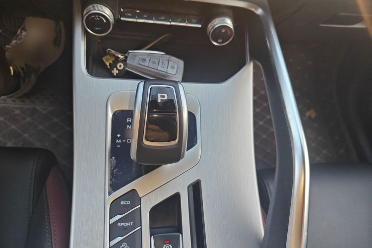 GEELY Coolray 2021 car image #18