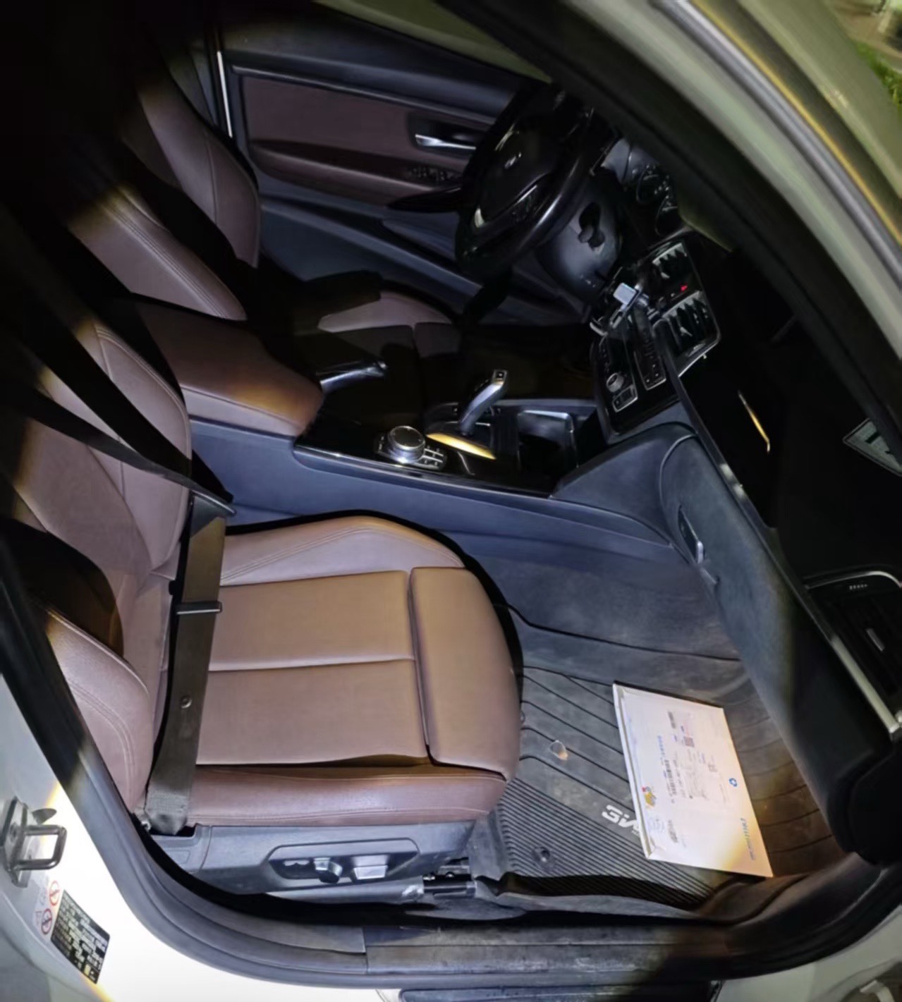 BMW 3 Series 2019 immagine di auto #3
