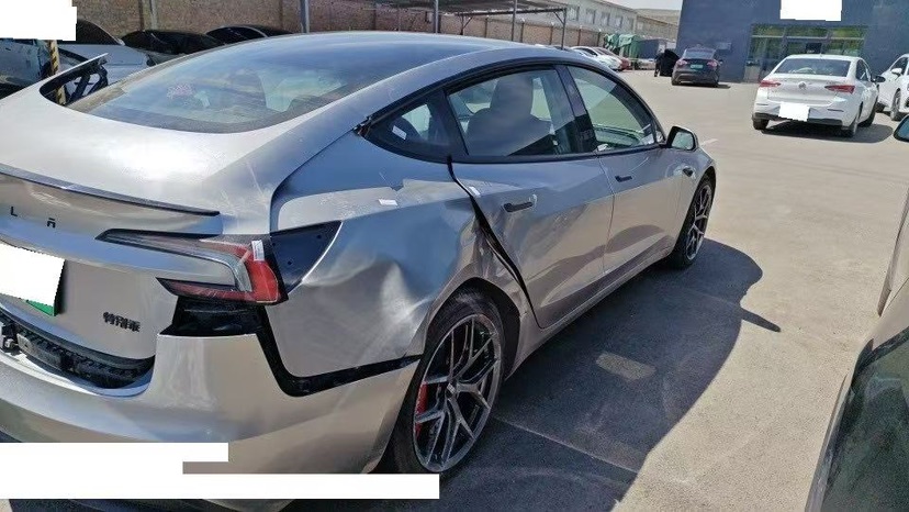 Tesla Model 3 2024 immagine di auto #11