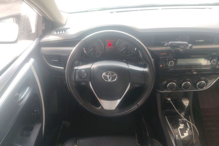Toyota Corolla 2015 car image #11